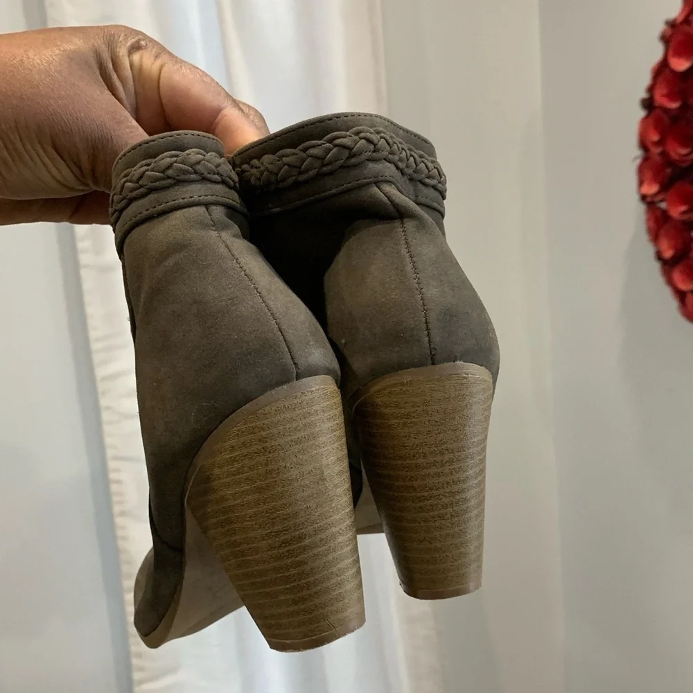 Charlotte Russe brown suede boots size 7